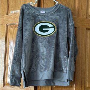 NFL Gray Teens Apparel Sweatshirt NWOT